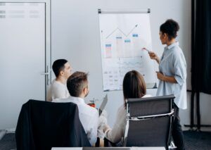 Alto rendimiento sostenible: cómo construir equipos y profesionales que mantienen la excelencia en el tiempo